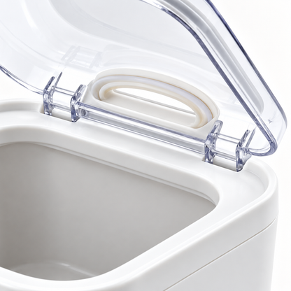 Close-up of clear hinged lid